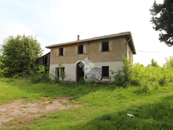 Casa quadrilocale in vendita in Via Moglio, Sasso Marconi