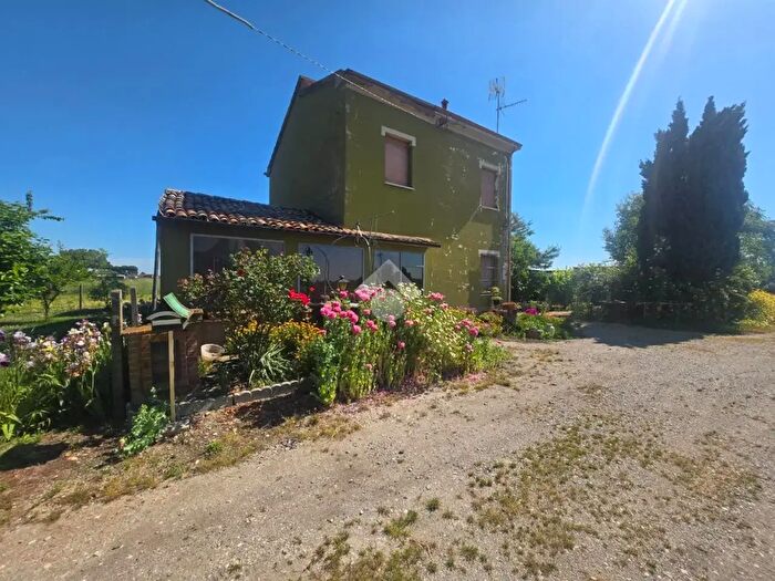 Casa quadrilocale in vendita in Via Piangipane, Ravenna