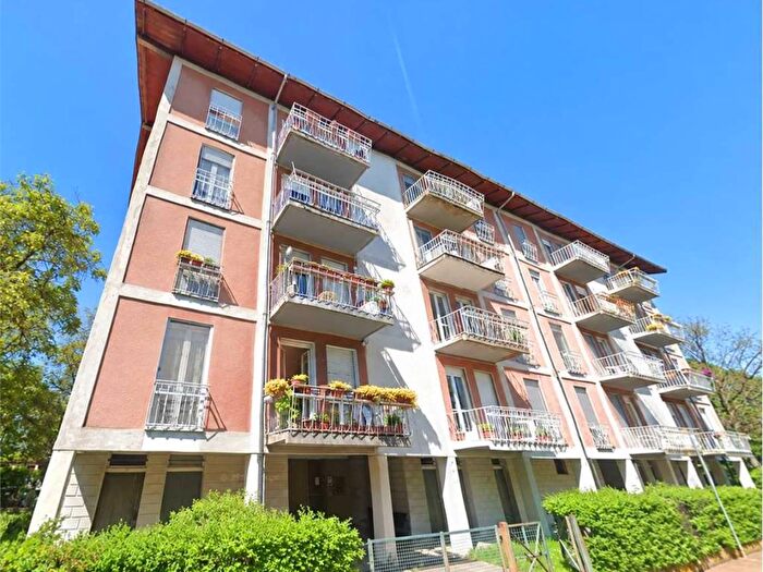 Appartamento trilocale in vendita in VIA TOLMEZZO, Cittadella Villaggio Dalmazia, Novara