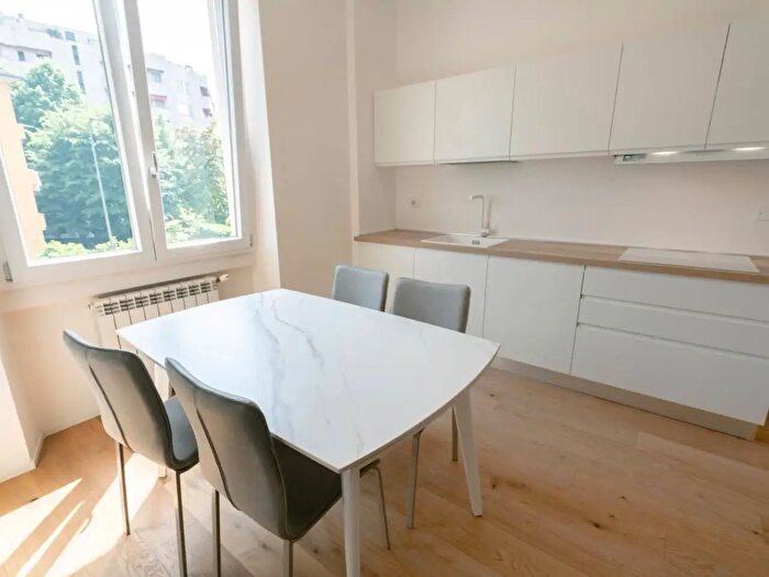 Appartamento trilocale in vendita in Via Giuseppe Ripamonti, Milano