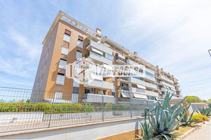 Appartamento bilocale in vendita in Via Guido Laj, Roma