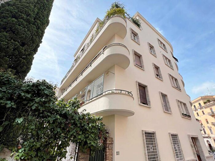 Appartamento quadrilocale in affitto in Via Montevideo, Pinciano Villa Ada, Roma