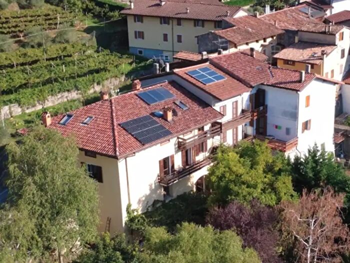 Casa in vendita in Ala