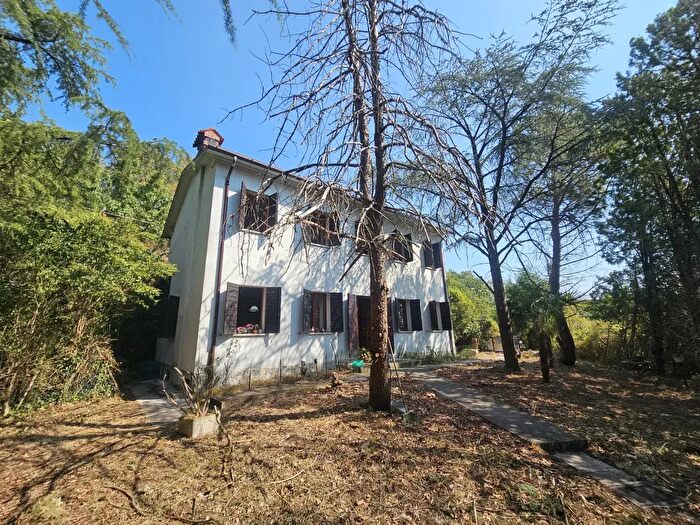 Casa quadrilocale in vendita in Via Spiasi, Baone