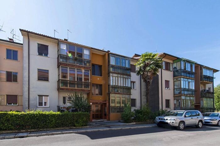 Appartamento con 6 locali in vendita in Gorizia Via Generale Papa, Gorizia