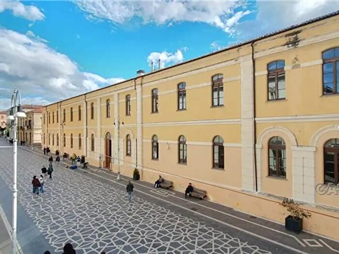 Appartamento con 6 locali in vendita in CSo Trento E Trieste, Lanciano