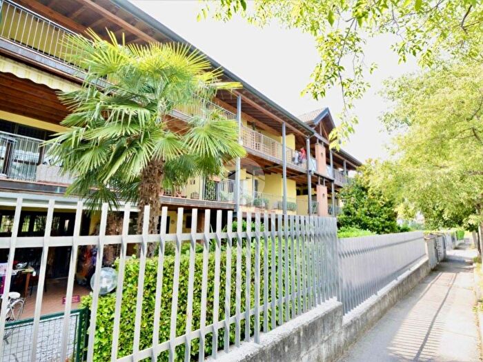 Appartamento bilocale in affitto in Via Commissario G Palatucci, Rivoltella, Desenzano del Garda