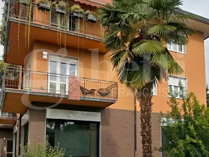 Appartamento trilocale in vendita in Via delle Busacce, San Fermo Della Battaglia