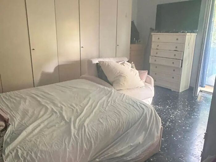 Appartamento trilocale in vendita in Via Bonacini, Modena
