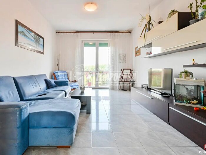 Appartamento quadrilocale in vendita in Via Umberto Fioravanti, Livorno