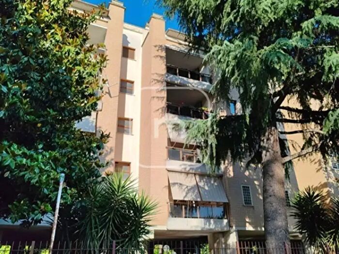 Appartamento trilocale in vendita in Via Abate di Tivoli, Roma