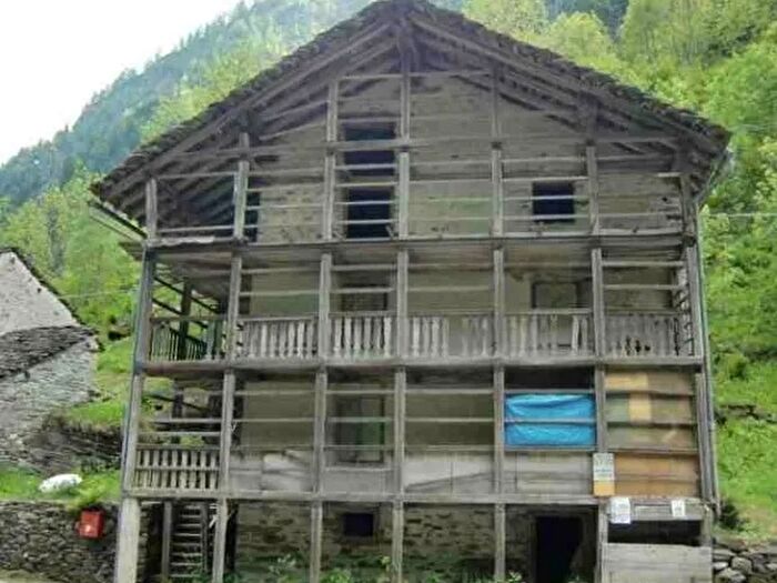 Casa con 12 locali in vendita in Pietre Marce Rima Alto Sermenza Vercelli Piemonte Italia, Alto Sermenza