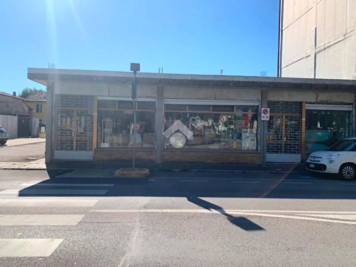 Appartamento in affitto in Via Alessandro Manzoni, Codroipo