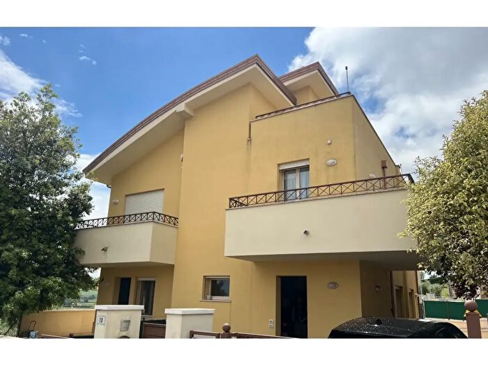 Casa con 5 locali in vendita in Via XXVII Gennaio, Coriano