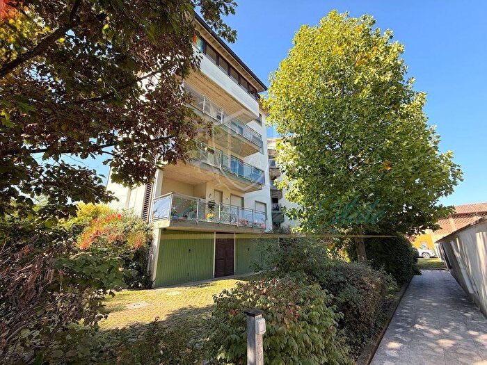 Appartamento quadrilocale in vendita in Via Lazzaro Palazzo, Revellino Campo Marte, Lodi