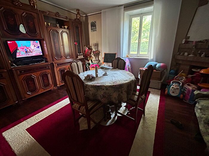 Appartamento con 6 locali in vendita in Strada Val Sporzana, Fornovo Di Taro