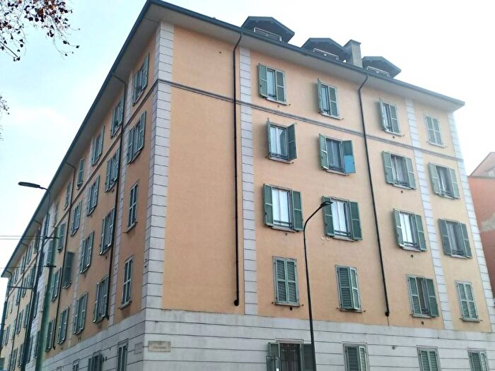 Appartamento bilocale in affitto in Viale Luigi Torelli, Farini, Milano