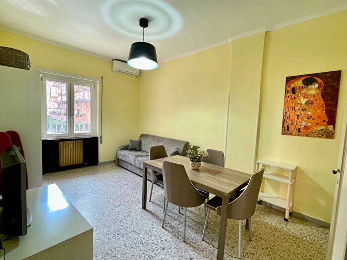 Appartamento bilocale in affitto in Via Yambo, Casal Bruciato, Roma