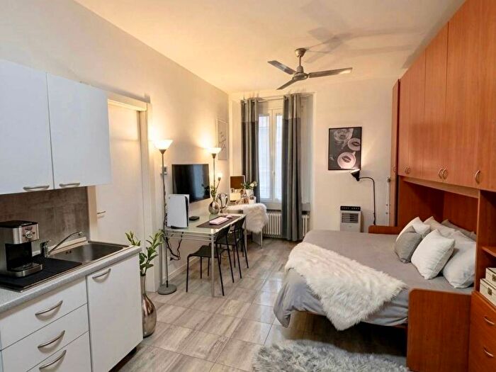 Appartamento monolocale in affitto in Via Antonio Fogazzaro, Montenero, Milano