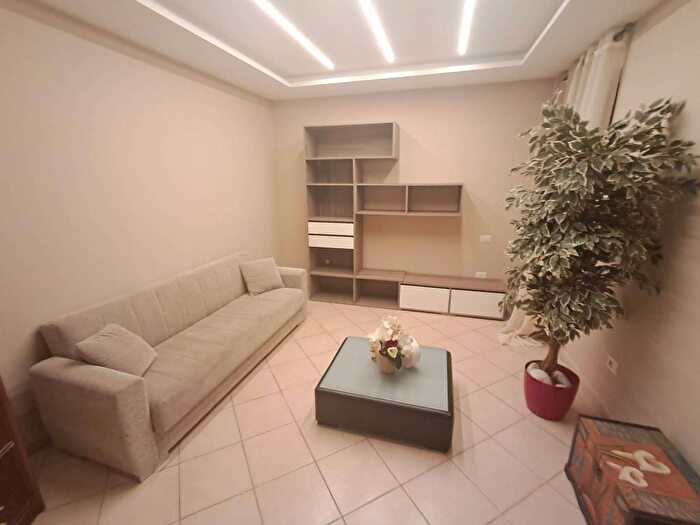 Appartamento trilocale in affitto in Viale Fiume Mesima, Siano Cava, Catanzaro