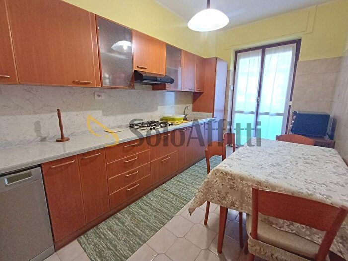 Appartamento trilocale in affitto in Via Merano, Centro, Cologno Monzese