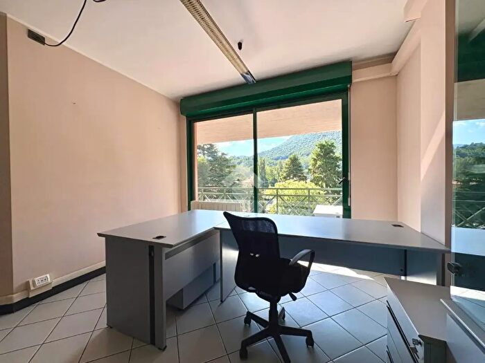 Appartamento bilocale in vendita in Via Provinciale, Albino