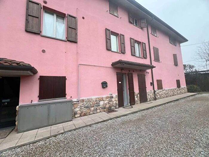 Appartamento bilocale in vendita in Via Donizetti, Seriate
