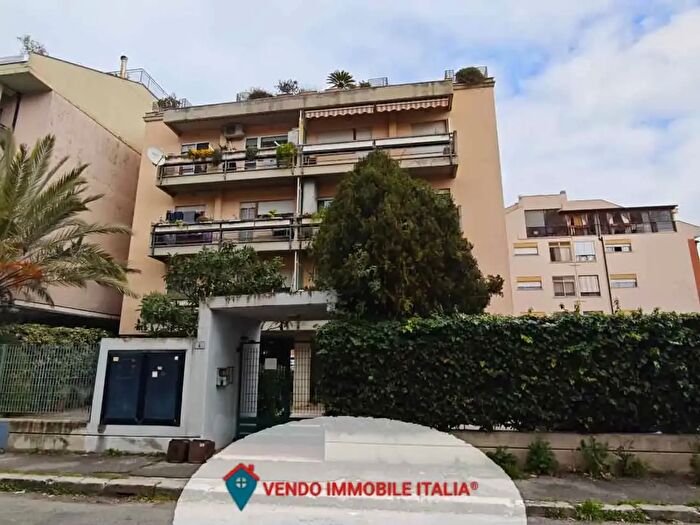 Appartamento con 6 locali in vendita in Via Tommaso Albinoni, Latina