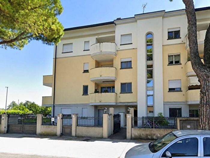 Appartamento trilocale in affitto in Via Acque Gradate, Centro, Monfalcone