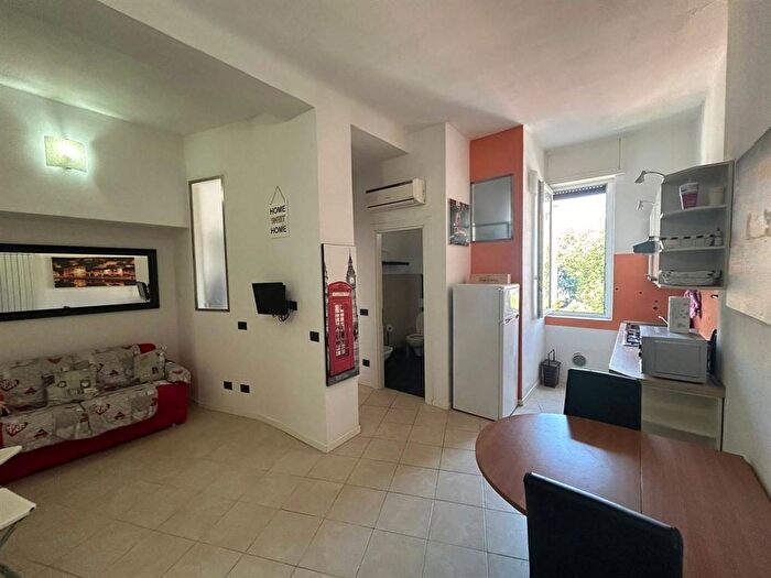 Appartamento bilocale in affitto in Via Rubens, San Siro, Milano