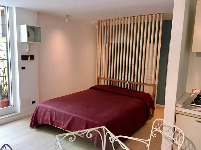 Appartamento monolocale in affitto in Via Pompeo Ugonio, Roma
