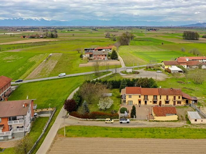 Casa con 5 locali in vendita in Via Poirino, Carmagnola