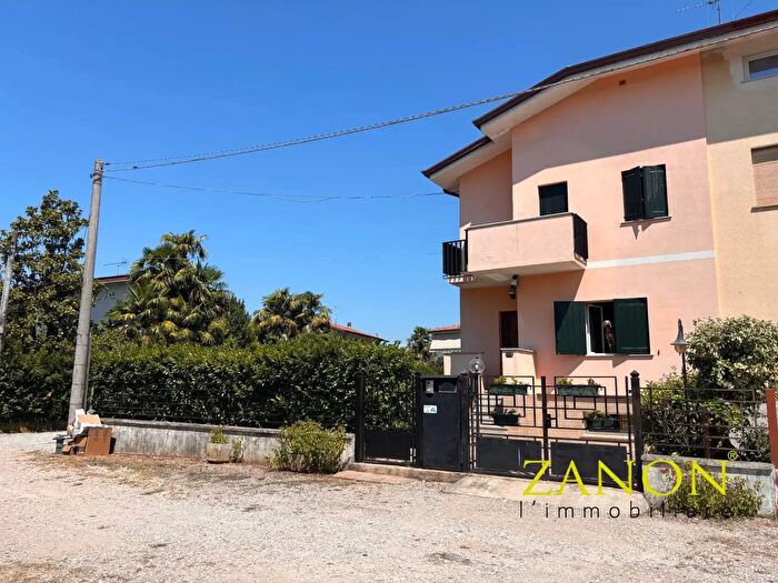 Casa quadrilocale in vendita in Via Gorizia, Gradisca D'Isonzo