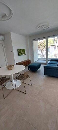 Appartamento quadrilocale in affitto in Via Venere, Centro, Cervia