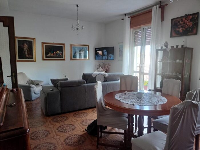 Appartamento trilocale in vendita in Via dellAccoglienza, Mendicino