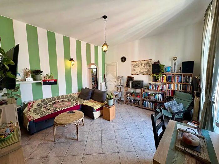 Appartamento quadrilocale in vendita in Corso Perrone, Genova