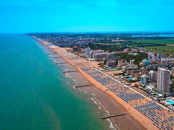 Appartamento quadrilocale in affitto in Via Gabbiano, Pineta, Jesolo