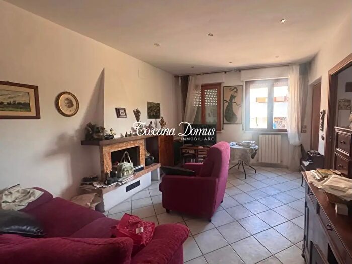 Casa con 6 locali in vendita in I, Sovicille