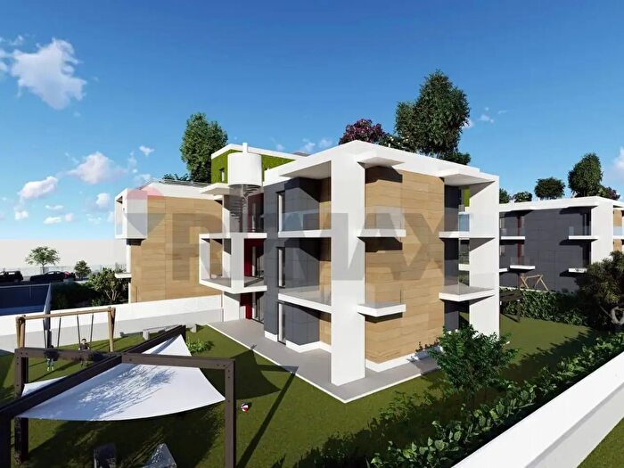 Appartamento con 6 locali in vendita in Via Raffaello Sanzio Snc, Pontecagnano Faiano