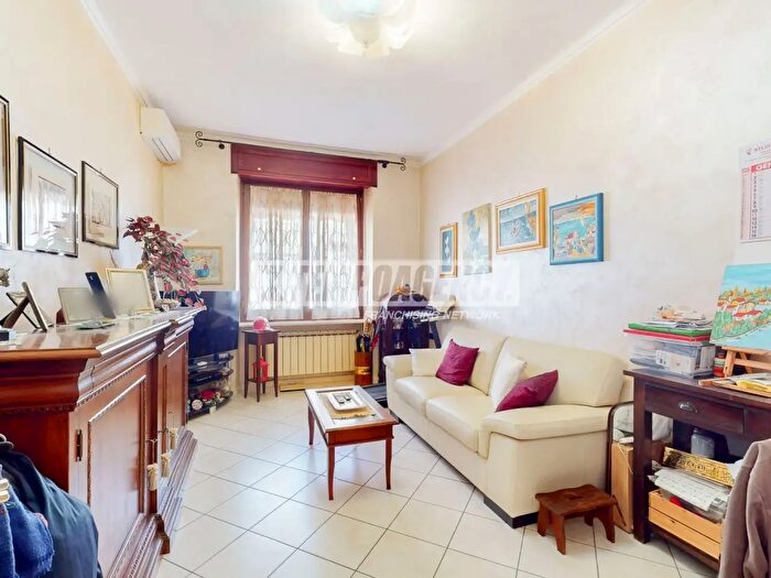 Appartamento in vendita in Via Carisio, Torino