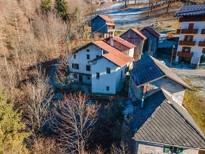 Case in Vendita e in Affitto - 2