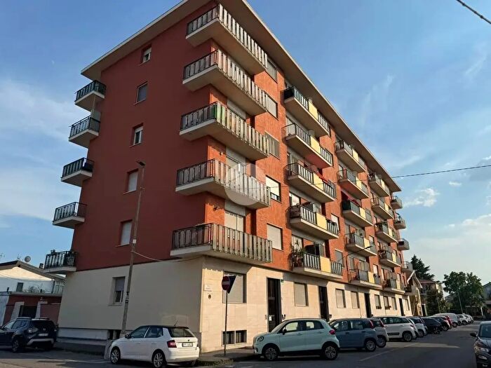 Appartamento trilocale in vendita in Via Mincio, Settimo Torinese