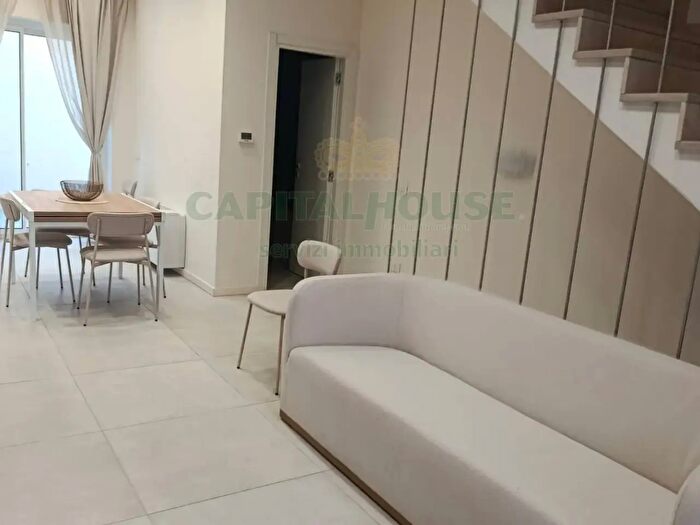 Casa trilocale in affitto in Via Roma, Caserta