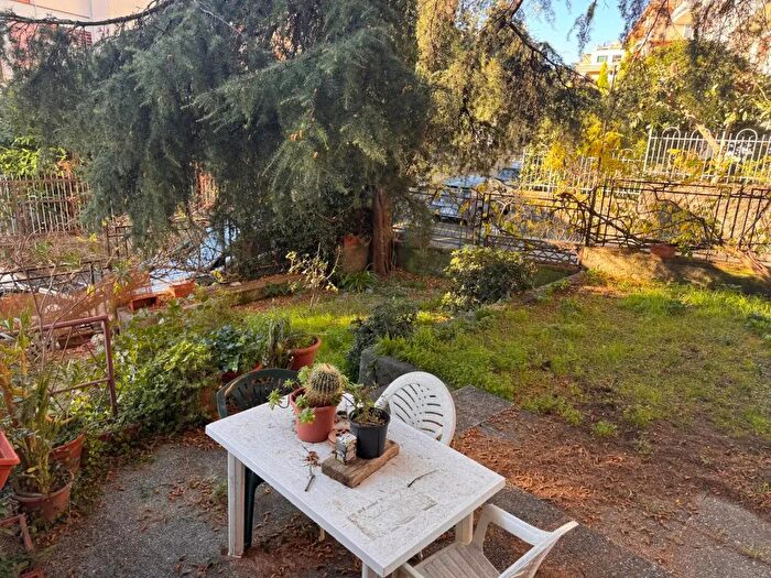 Appartamento quadrilocale in vendita in Viale Arezzo, Genova