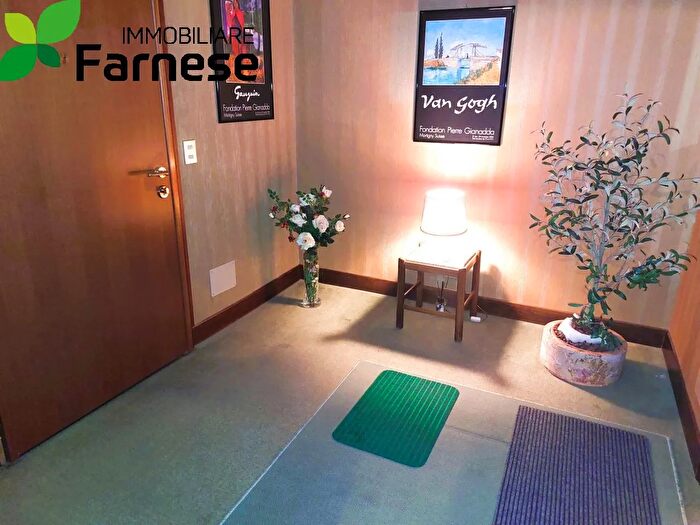 Appartamento con 8 locali in vendita in Piacenza EmiliaRomagna, Piacenza