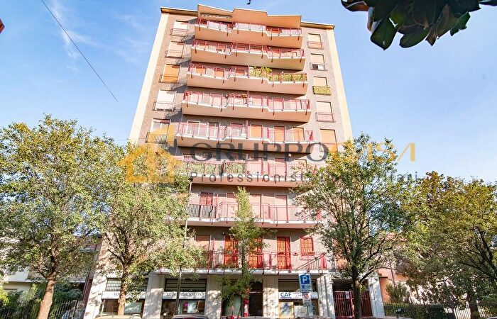 Appartamento trilocale in vendita in Via Milano, Centro, Cologno Monzese