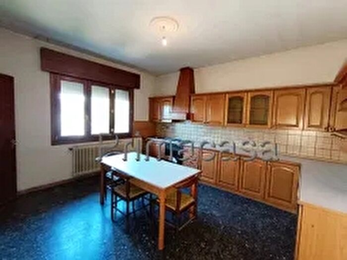 Casa con 11 locali in vendita in Via Mazzini, Scorze