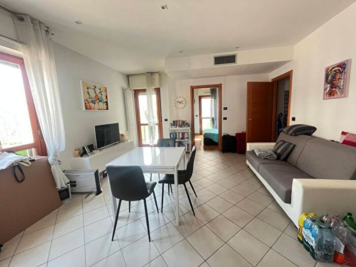 Appartamento bilocale in affitto in Piazza Alessandro Bonsanti, Porta al Prato San Jacopino, Firenze