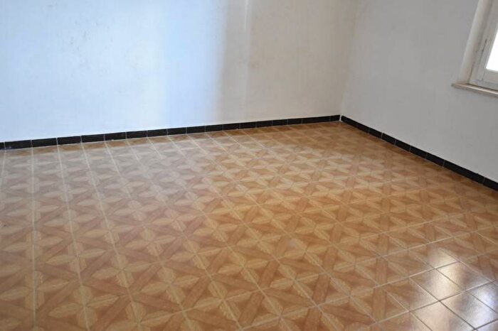 Casa quadrilocale in affitto in Strada Grassi, Vicofertile, Parma