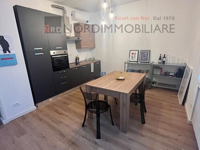 Appartamento trilocale in affitto in Vicolo Sguizzette, Magenta Arnaldo, Brescia